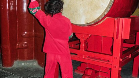 Apple Q2 2022 Results Beat the Street like a Drum!